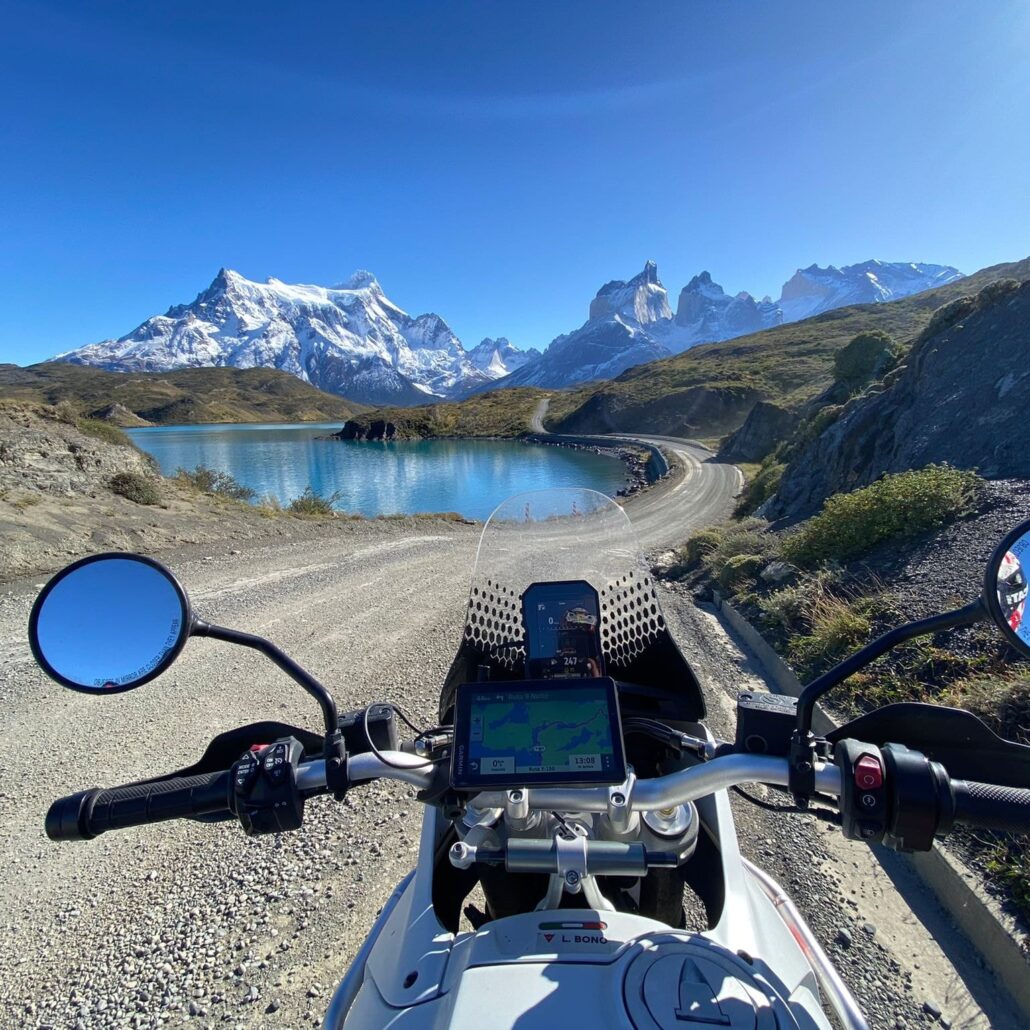 Torres del Paine
tour moto Patagonia Austral